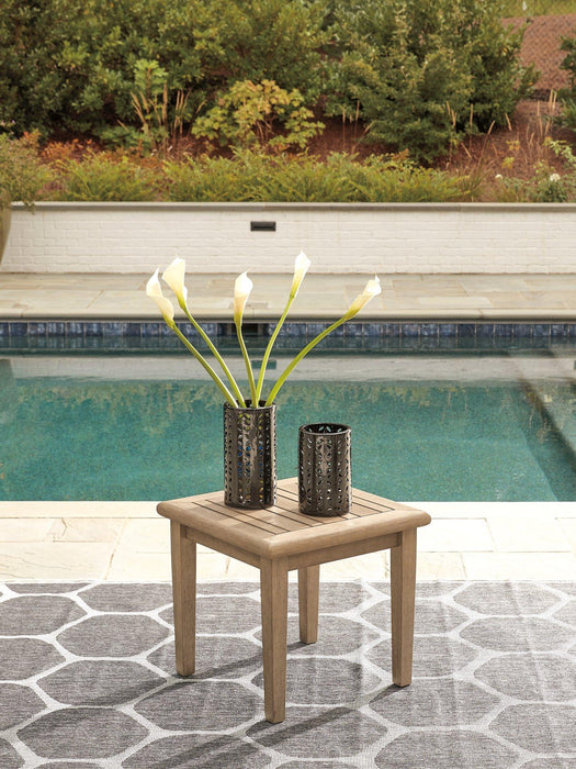 Gerianne Outdoor Occasional Table Set